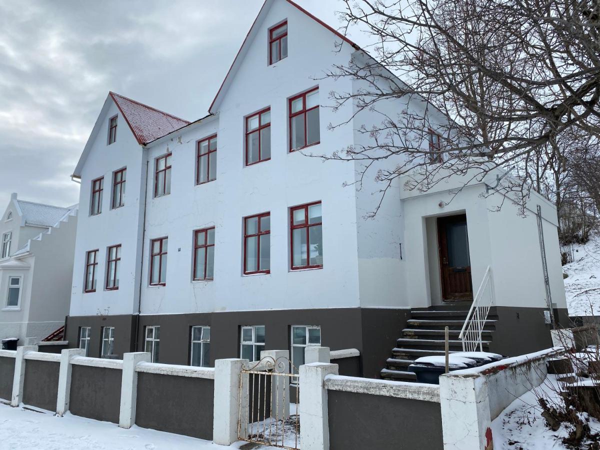 Day Dream Central Akureyri Two Bedroom Apartment Luaran gambar